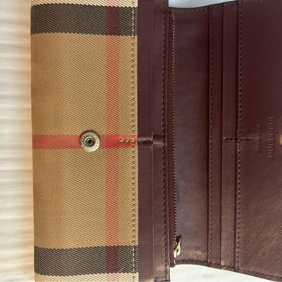 Burberry Porter Continental Burgundy Leather and Canvas Wallet - Picture 13 of 14